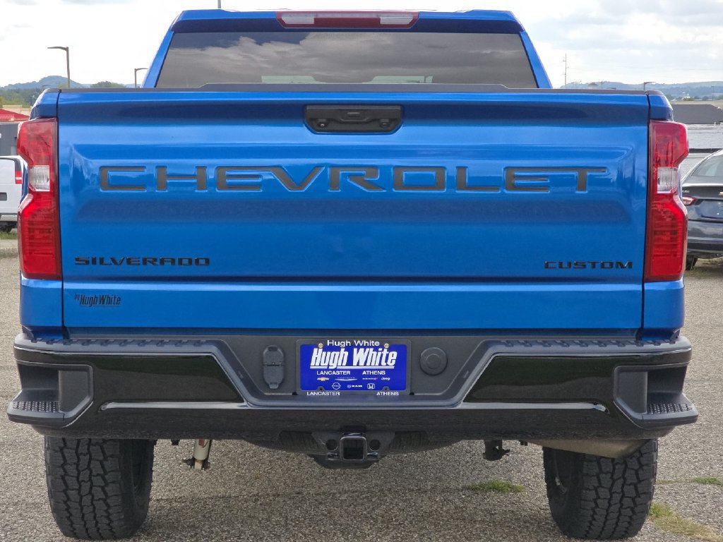 Used 2022 Chevrolet Silverado 1500 Custom Trail Boss w/ LPO, Dark Essentials Package AWD/4WD image 17