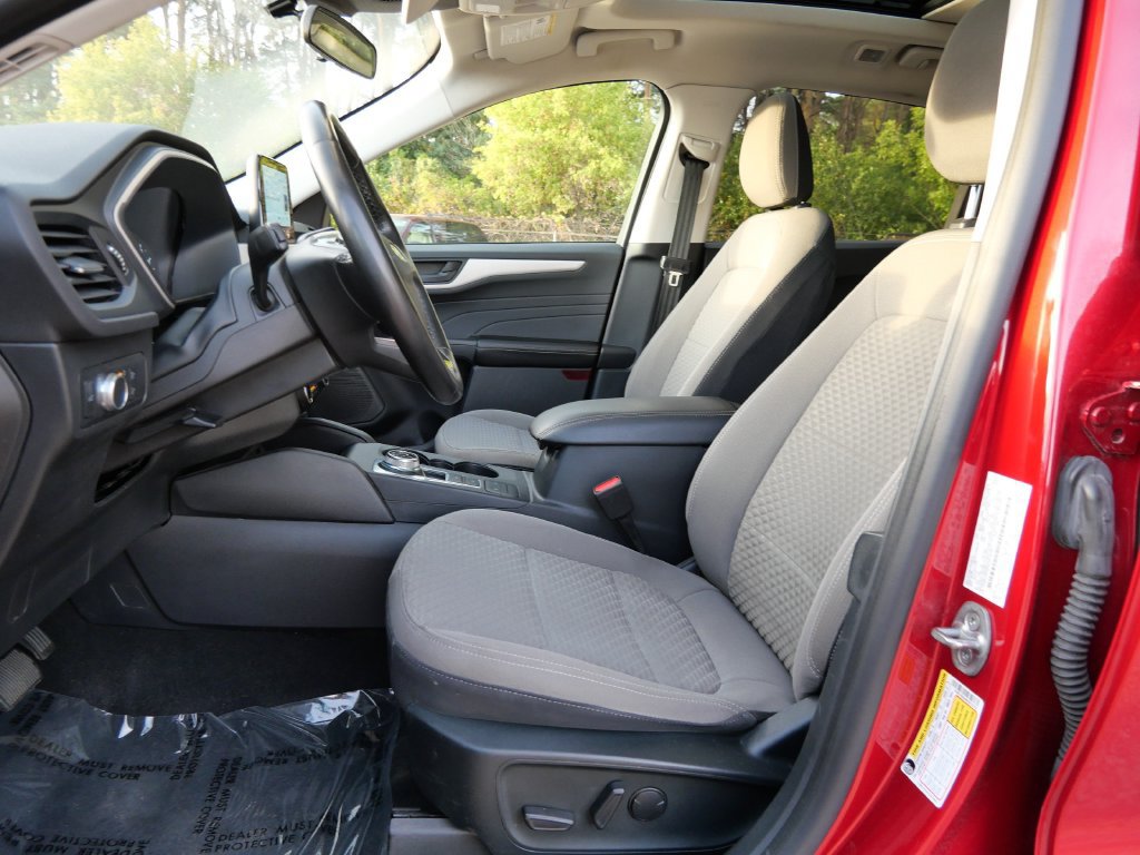Certified 2022 Ford Escape SE w/ SE Sport Appearance Package AWD/4WD image 20