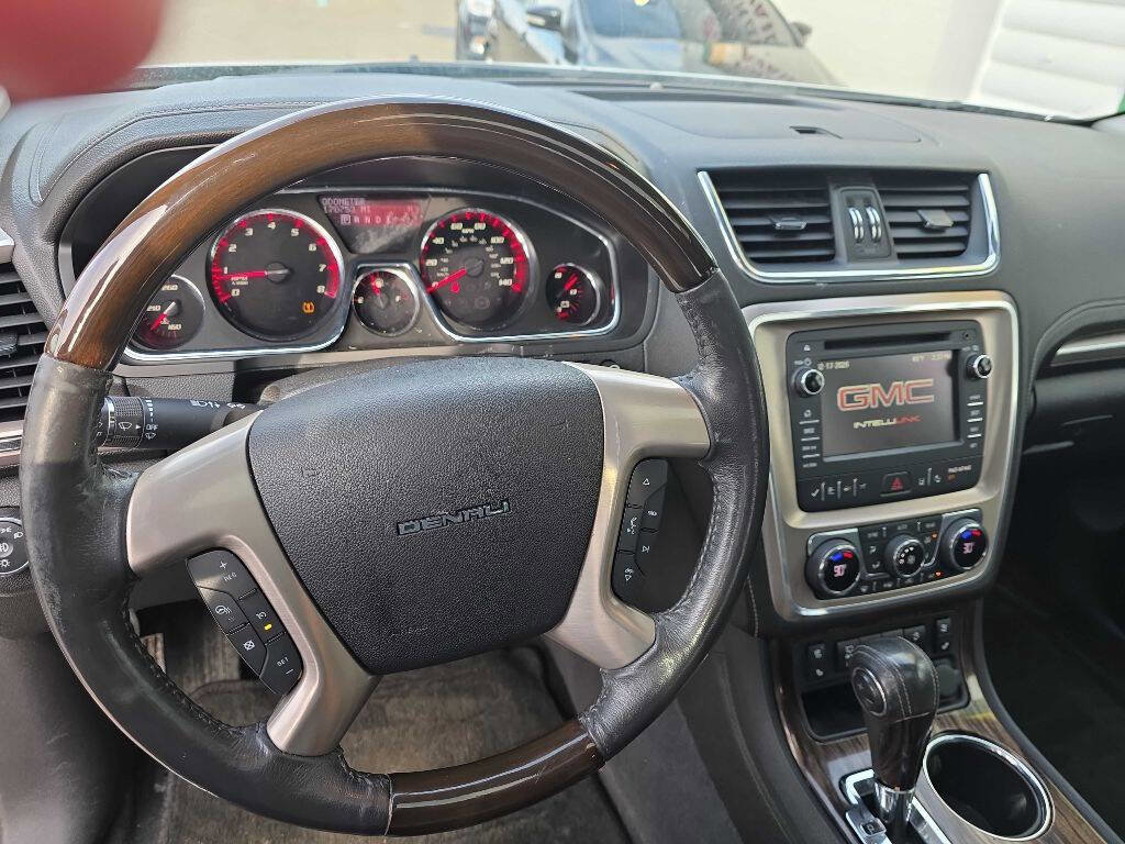 Used 2015 GMC Acadia Denali image 11