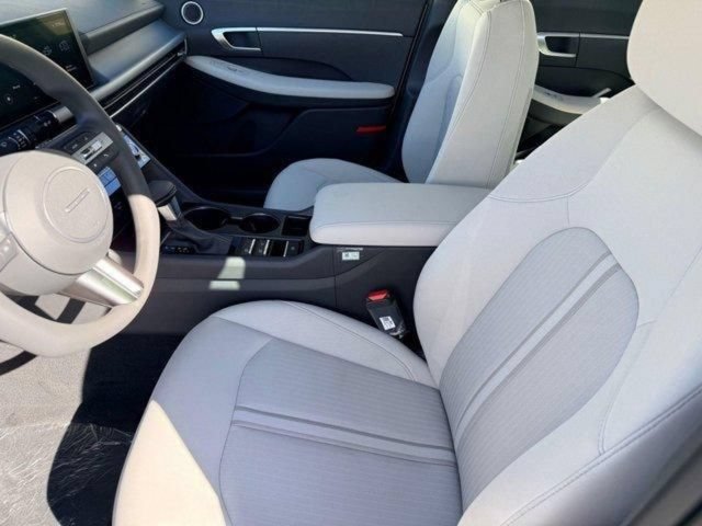 New 2026 Hyundai Sonata SE FWD image 20