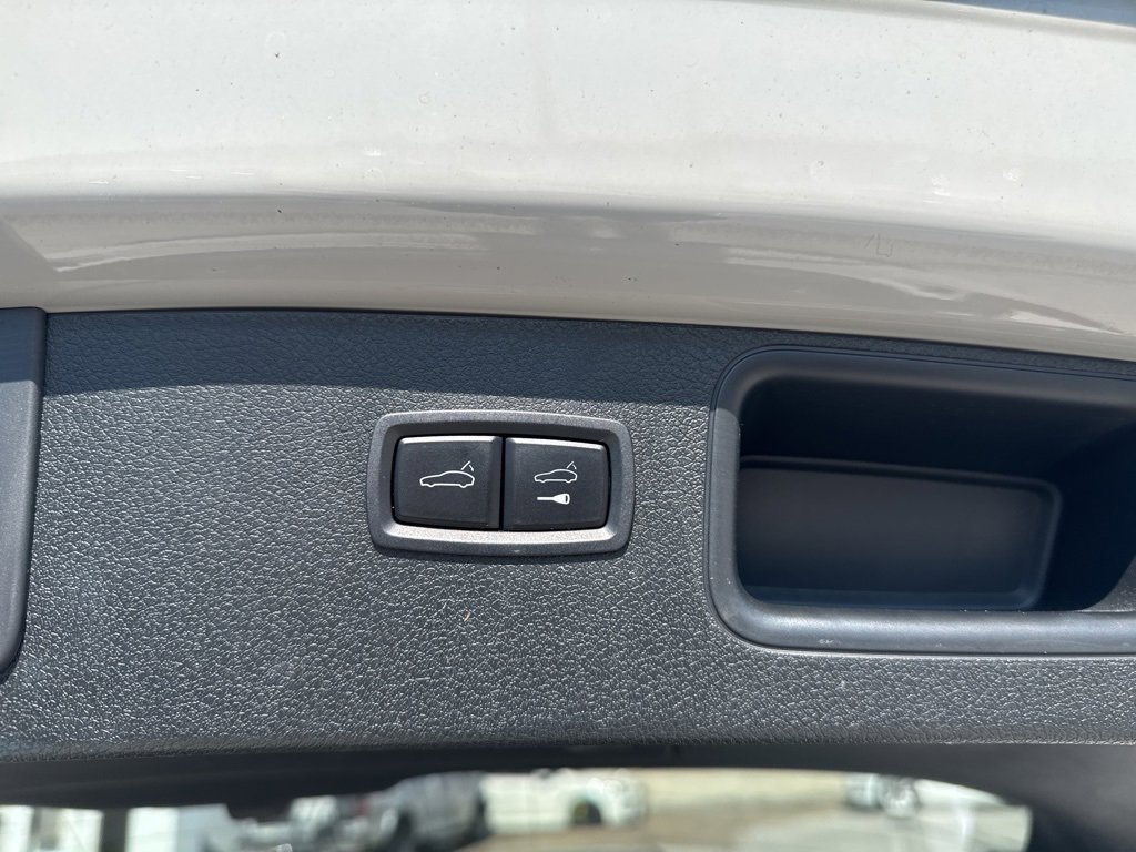 Used 2022 Porsche Macan S image 18