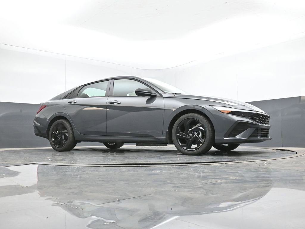 New 2026 Hyundai Elantra Sport image 15