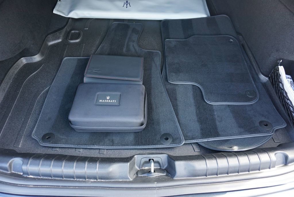 Used 2023 Maserati Ghibli Modena image 20