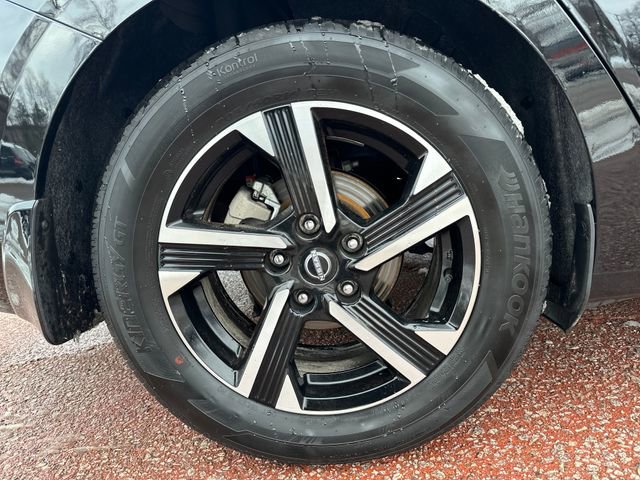 Used 2024 Nissan Sentra SV w/ All-Weather Package image 28