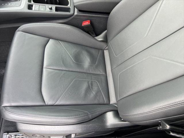 Certified 2025 Audi Q3 2.0T Premium Plus w/ Premium Plus Package image 11