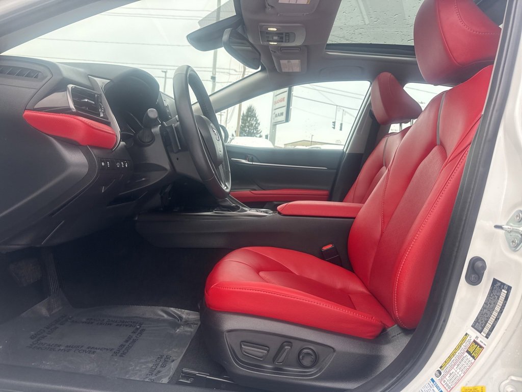 Used 2023 Toyota Camry XSE image 16