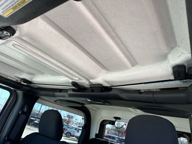 Used 2020 Jeep Wrangler Sport AWD/4WD image 18