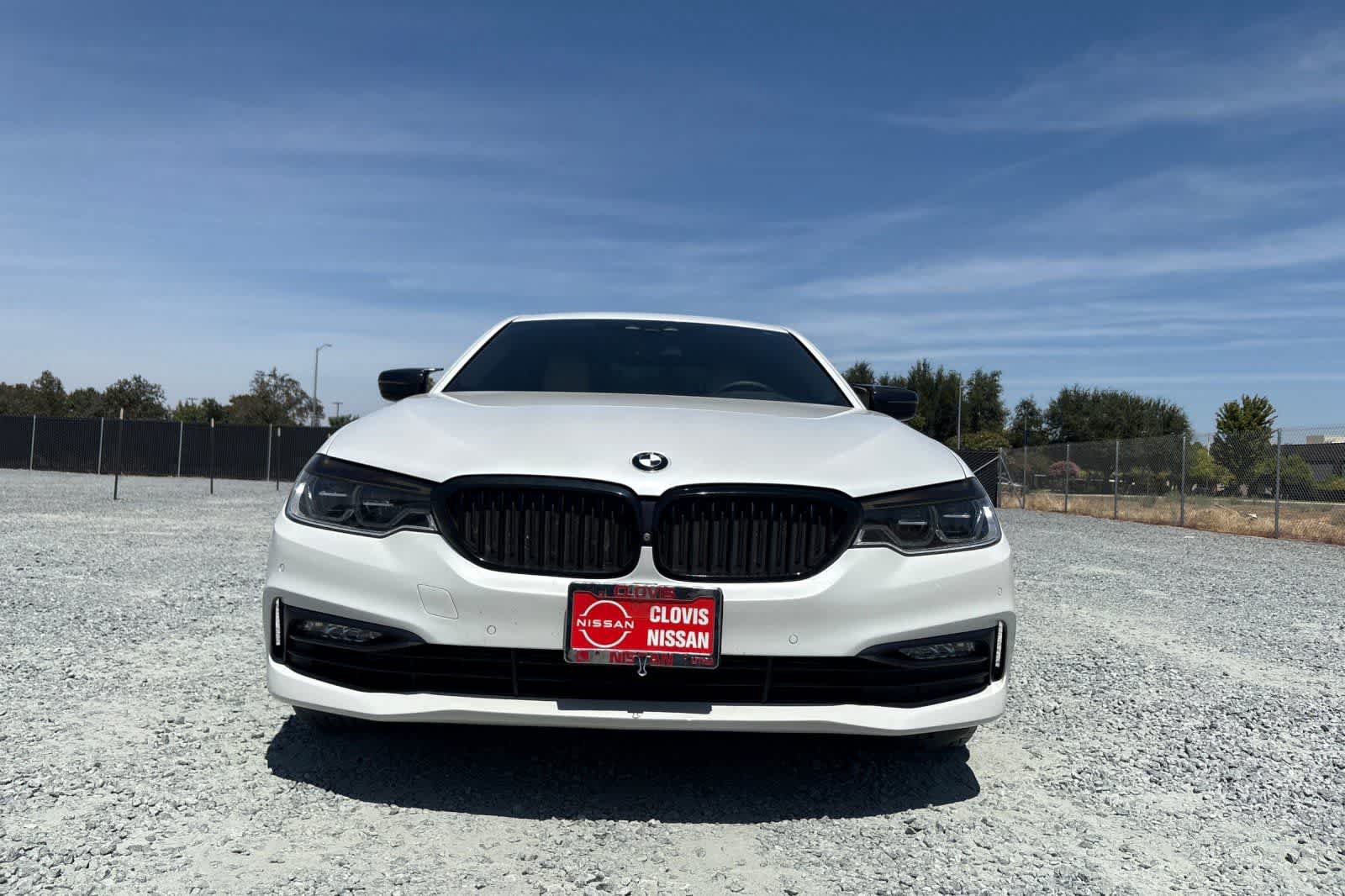 Used 2017 BMW 540i RWD image 11