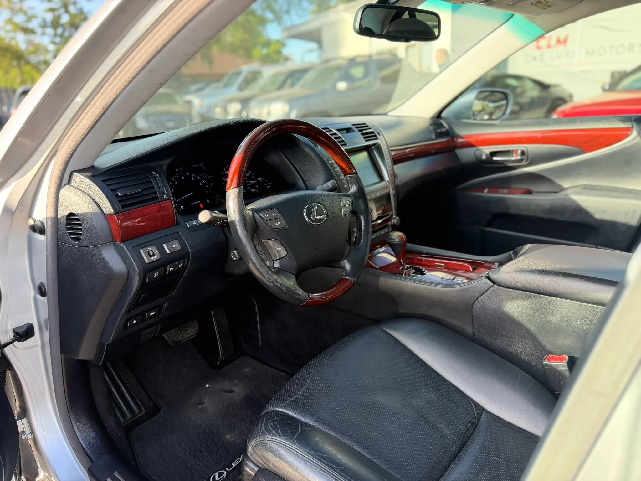 Used 2008 Lexus LS 460 RWD image 8