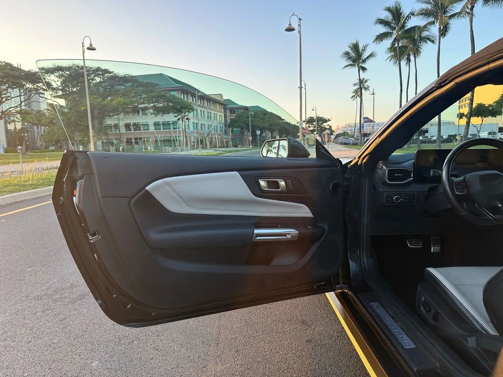 Used 2024 Ford Mustang Premium image 23