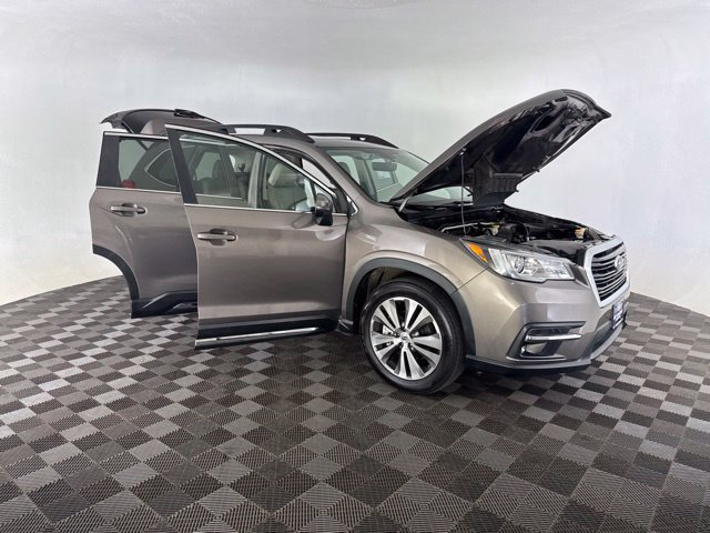 Used 2022 Subaru Ascent Limited w/ Technology Package AWD/4WD image 15