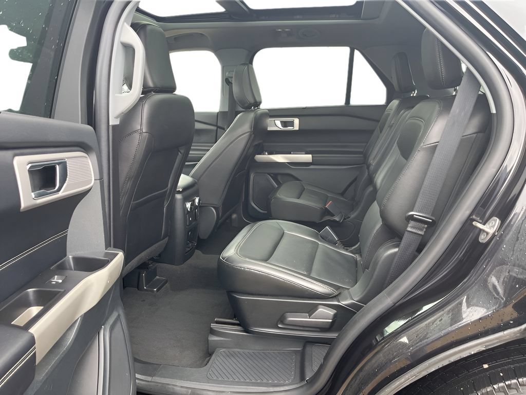Used 2022 Ford Explorer Limited AWD/4WD image 29