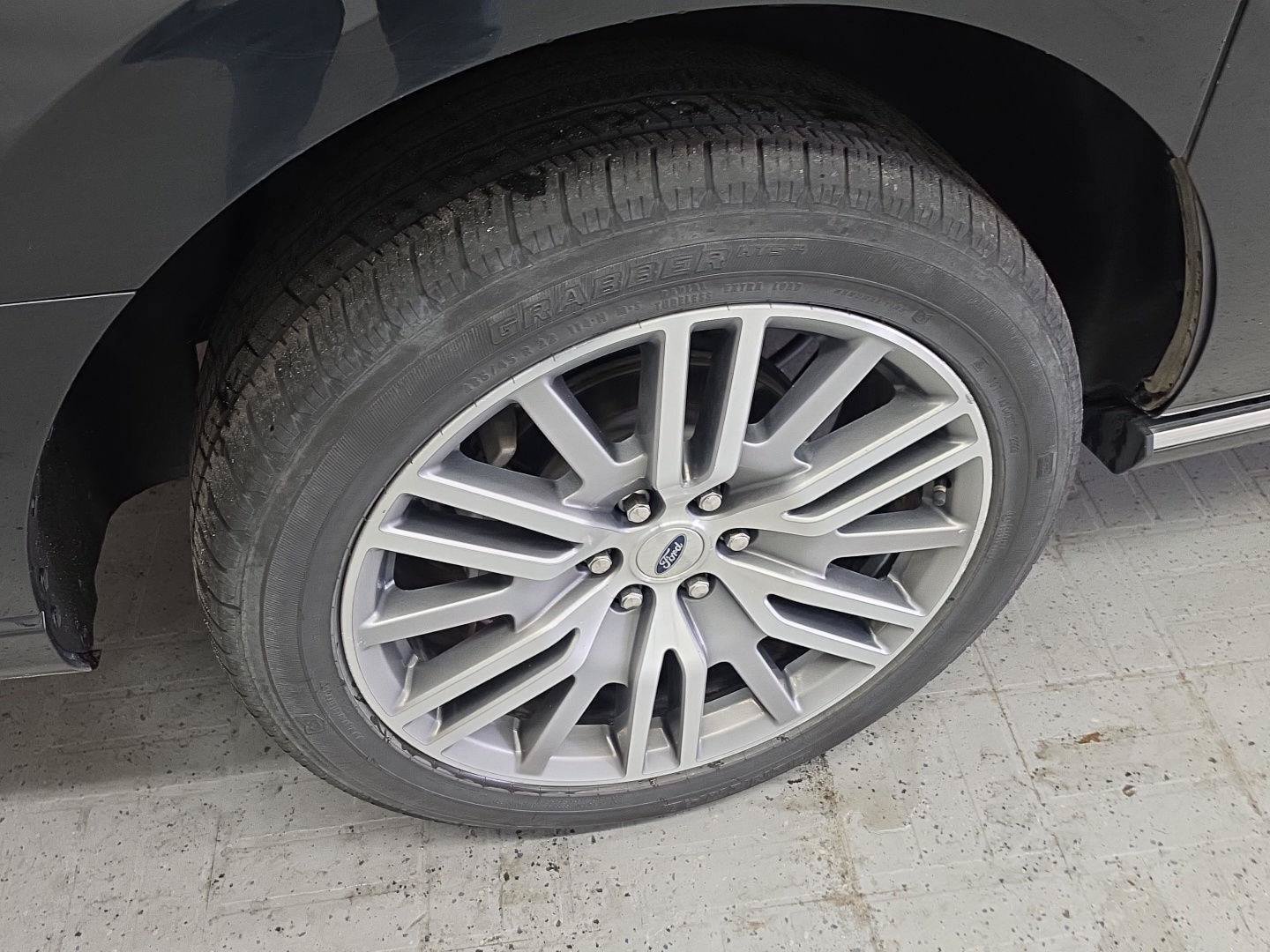 Used 2022 Ford Expedition Max Platinum AWD/4WD image 24
