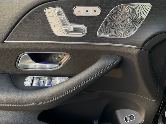 Used 2026 Mercedes-Benz GLS 450 4MATIC image 15
