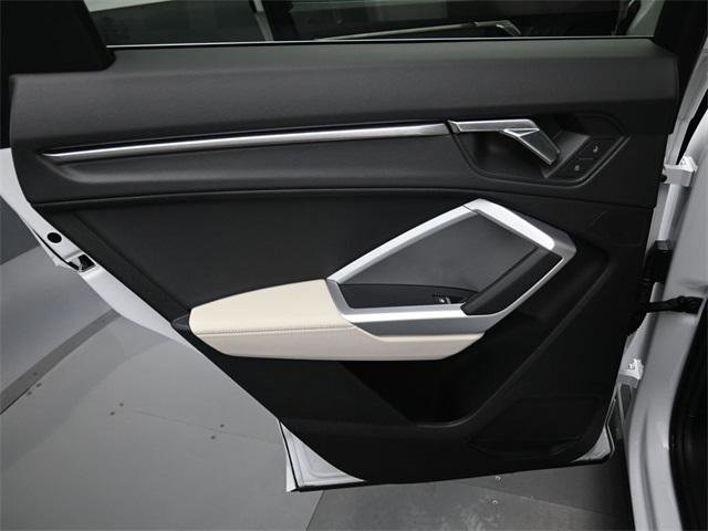 Certified 2025 Audi Q3 2.0T Premium w/ Convenience Package image 30