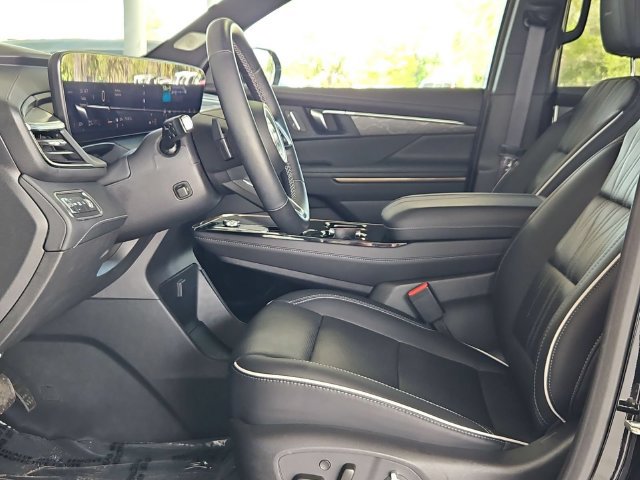 Certified 2025 Buick Enclave Avenir w/ LPO, All-Weather Package FWD image 22