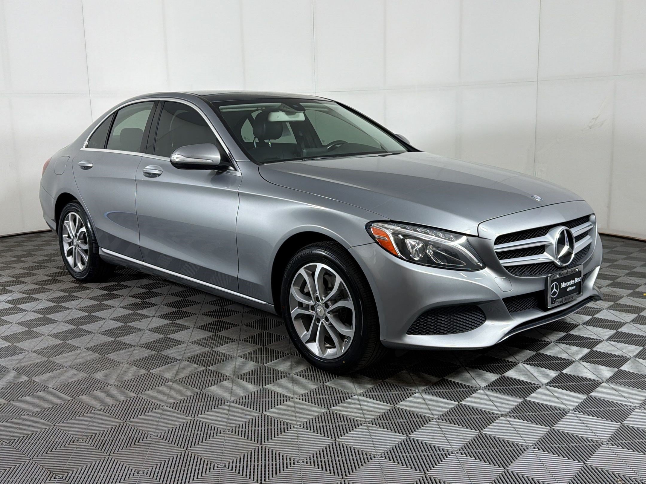 Used 2015 Mercedes-Benz C 300 4MATIC Sedan image 7