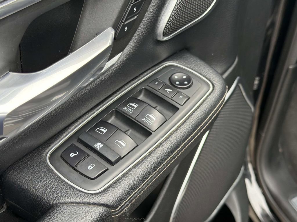 Used 2021 RAM 1500 Laramie w/ Laramie Southwest Edition image 22