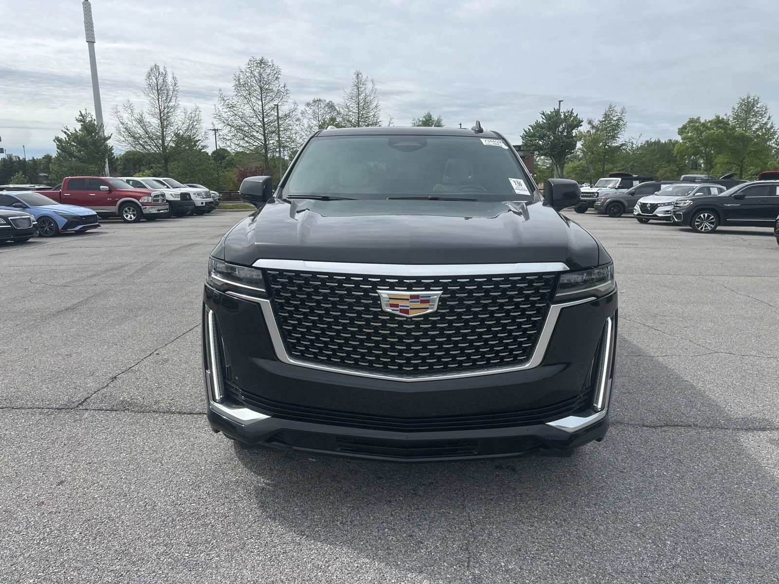 Used 2023 Cadillac Escalade Premium Luxury w/ Performance Package image 2
