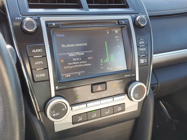 Used 2014 Toyota Camry SE w/ Moonroof Package image 26