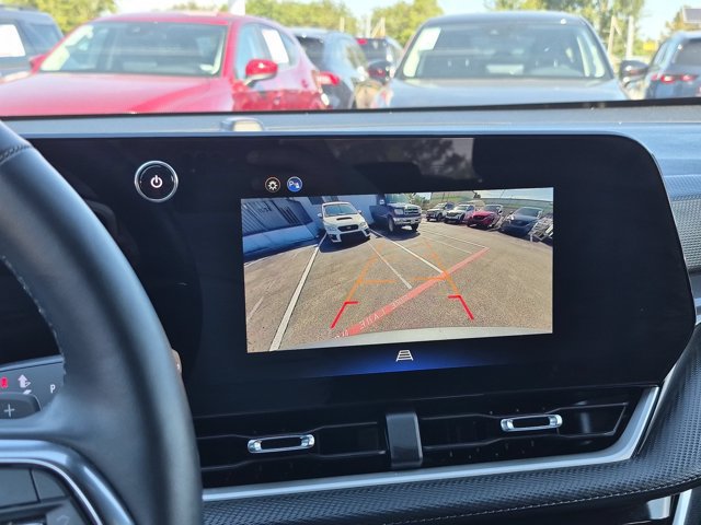 Used 2026 Chevrolet Equinox LT FWD image 14