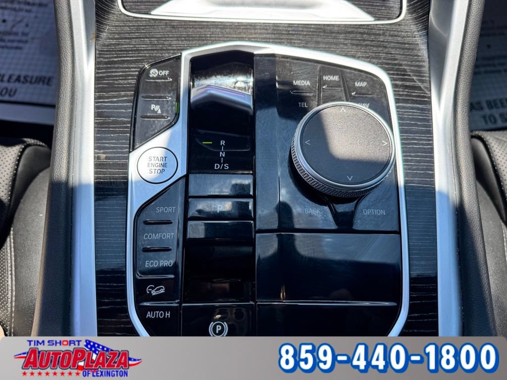 Used 2025 BMW X6 xDrive40i AWD/4WD image 28