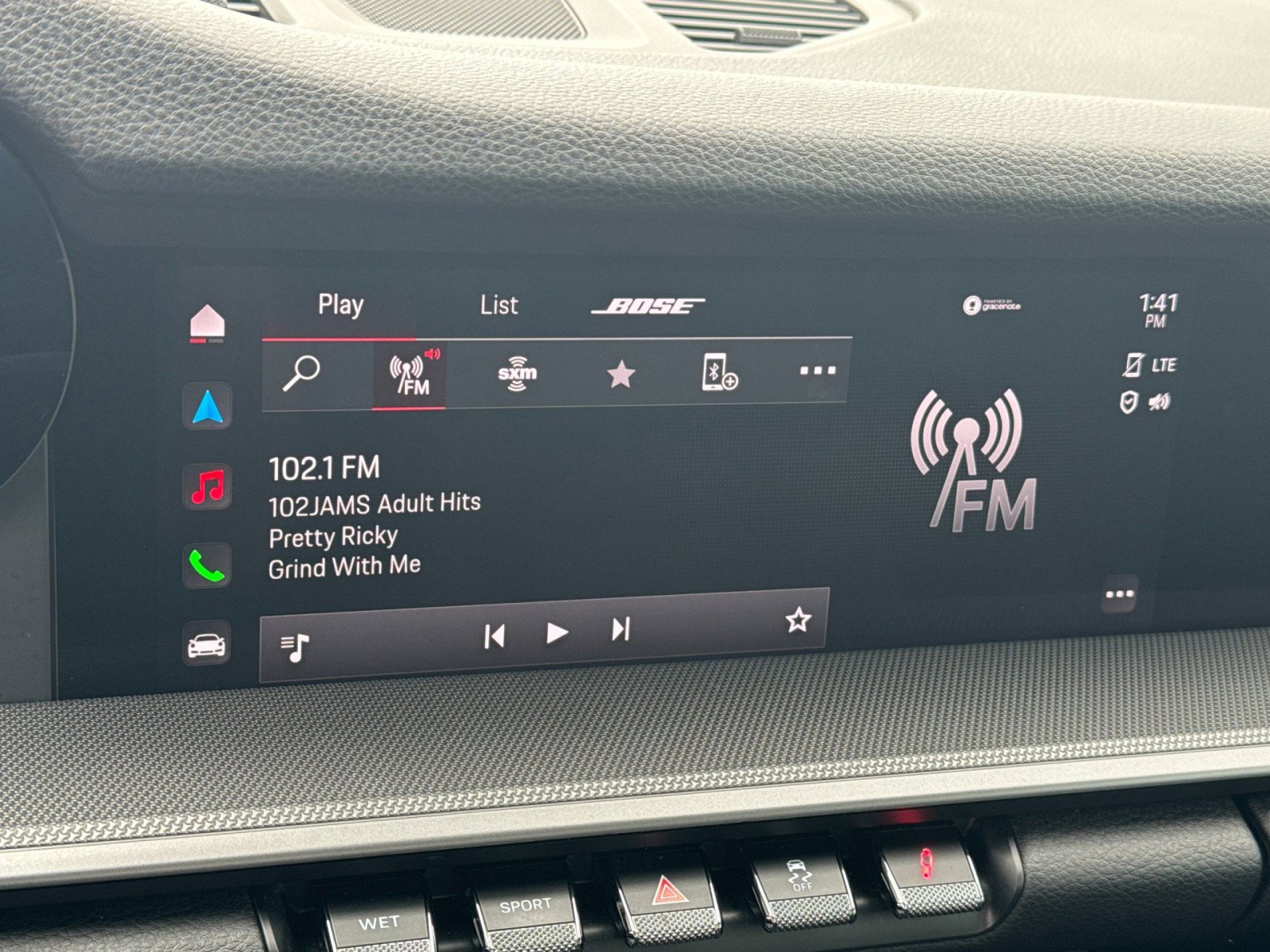 Used 2022 Porsche 911 Carrera image 17