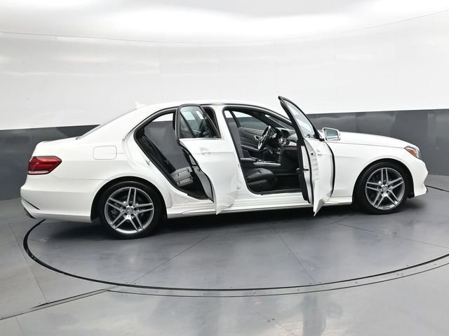Used 2015 Mercedes-Benz E 350 Sedan w/ Premium 1 Package image 39