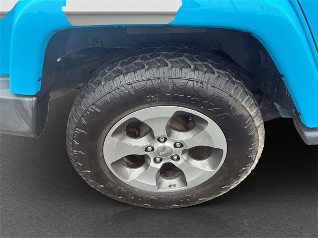 Used 2018 Jeep Wrangler Unlimited Sahara w/ Connectivity Group image 10