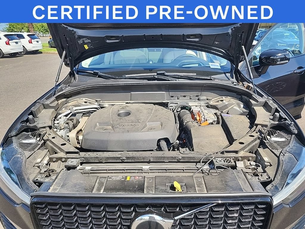 Certified 2023 Volvo XC60 T8 Ultimate w/ Climate Package AWD/4WD image 28