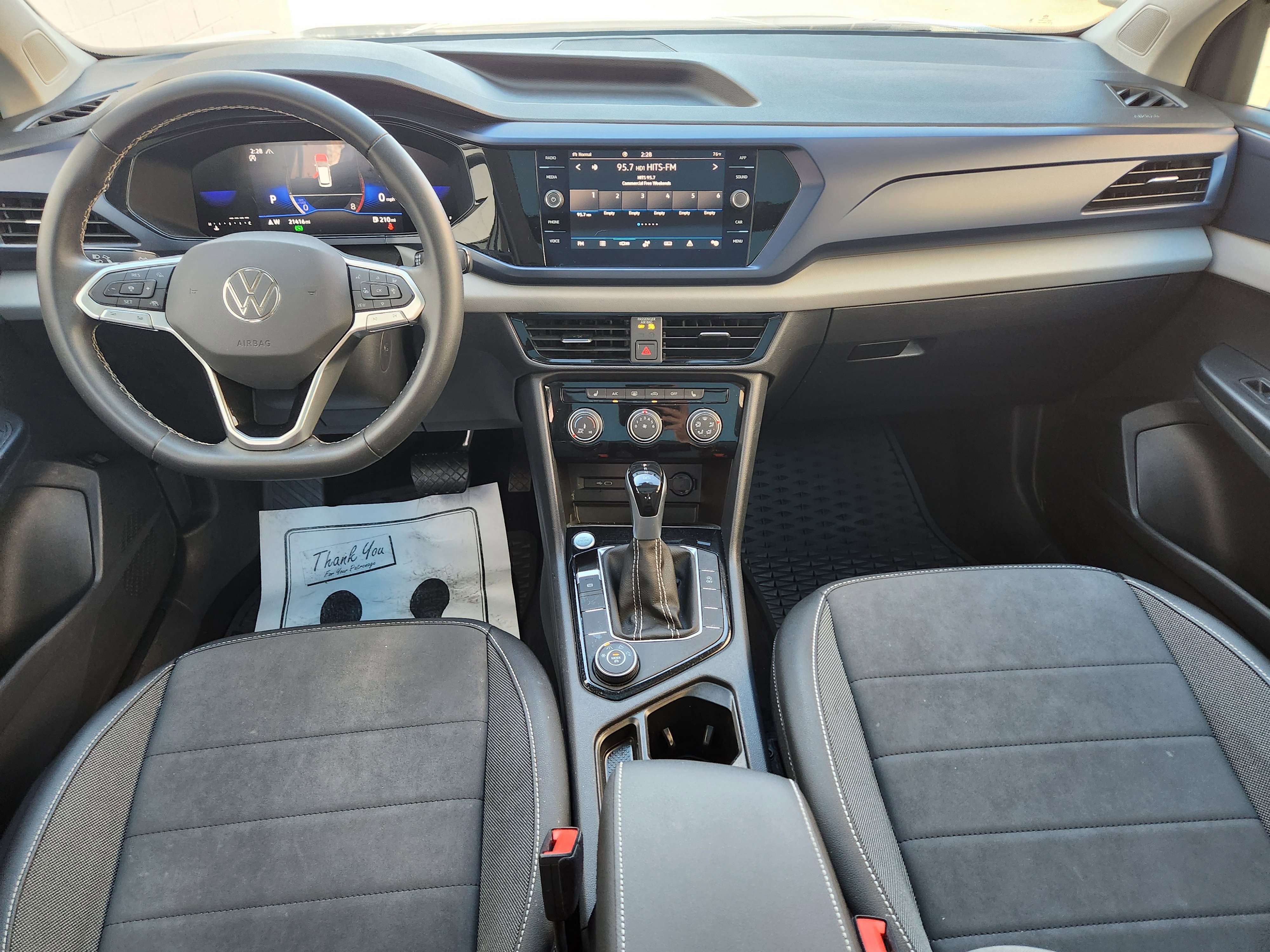 Certified 2023 Volkswagen Taos SE w/ Panoramic Sunroof Package image 20