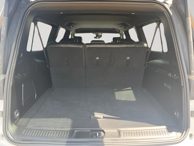 Used 2024 Jeep Wagoneer L Series II w/ Flexible Seating Group RWD image 7