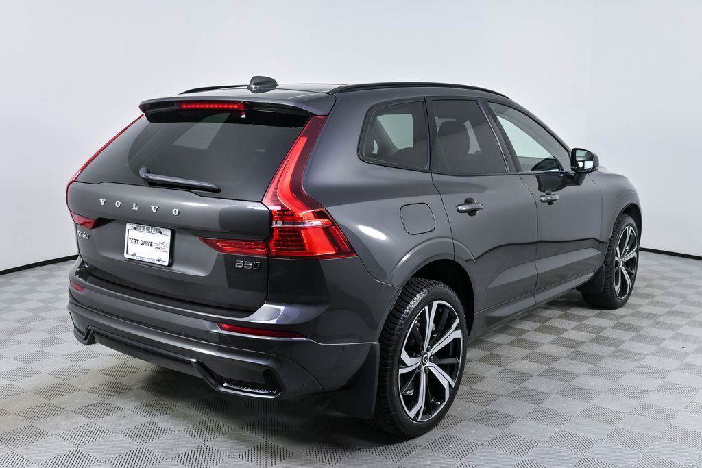 Used 2024 Volvo XC60 B5 Ultimate AWD/4WD image 30