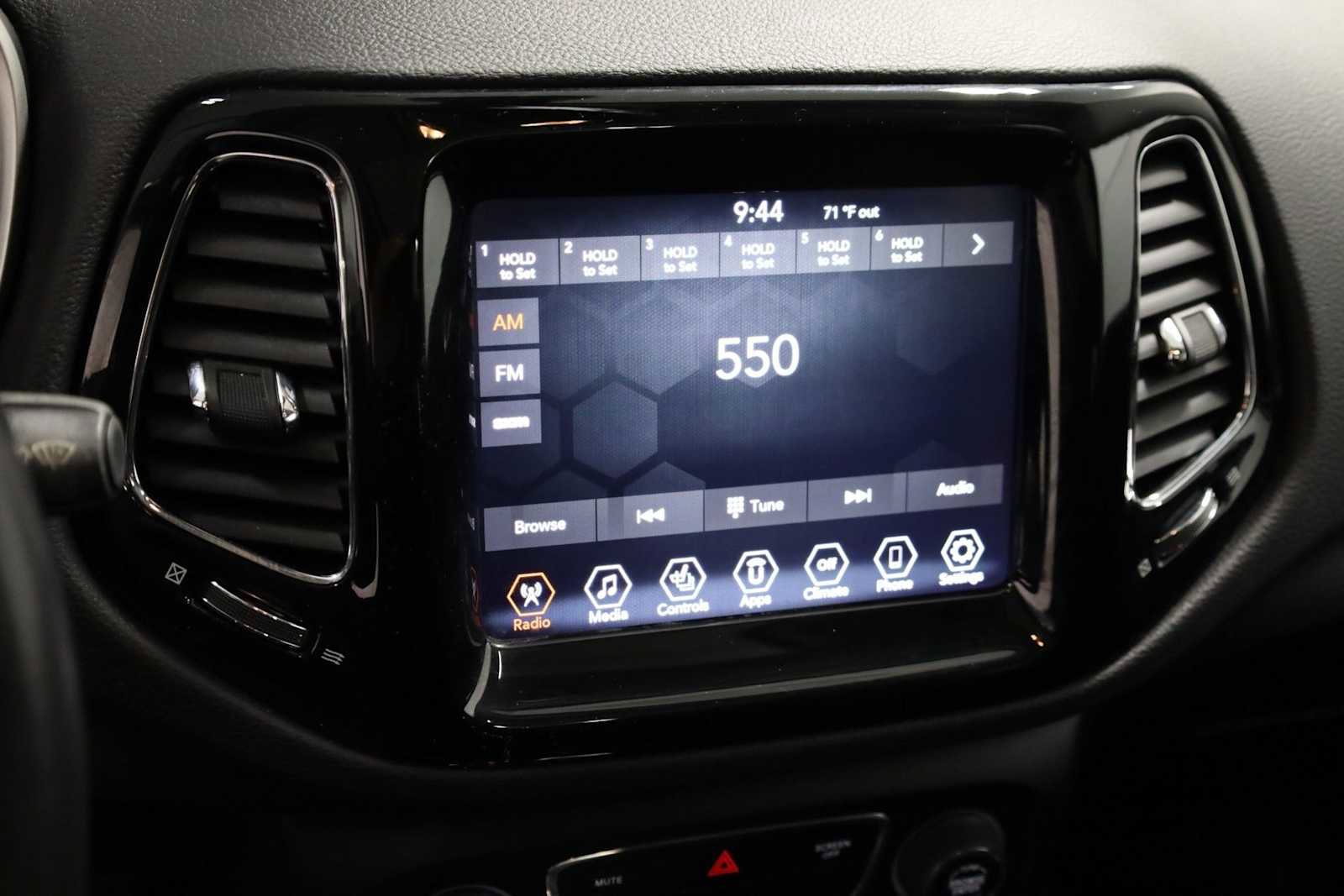 Used 2019 Jeep Compass Limited w/ Safety & Security Group AWD/4WD image 30