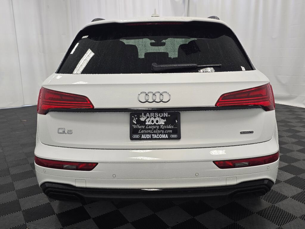 Certified 2025 Audi Q5 2.0T Premium w/ Convenience Plus Package image 5