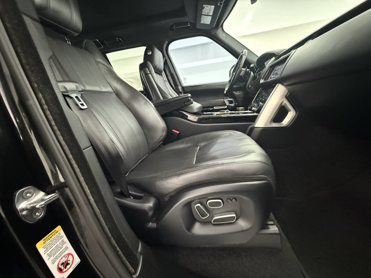 Used 2014 Land Rover Range Rover Supercharged AWD/4WD image 12