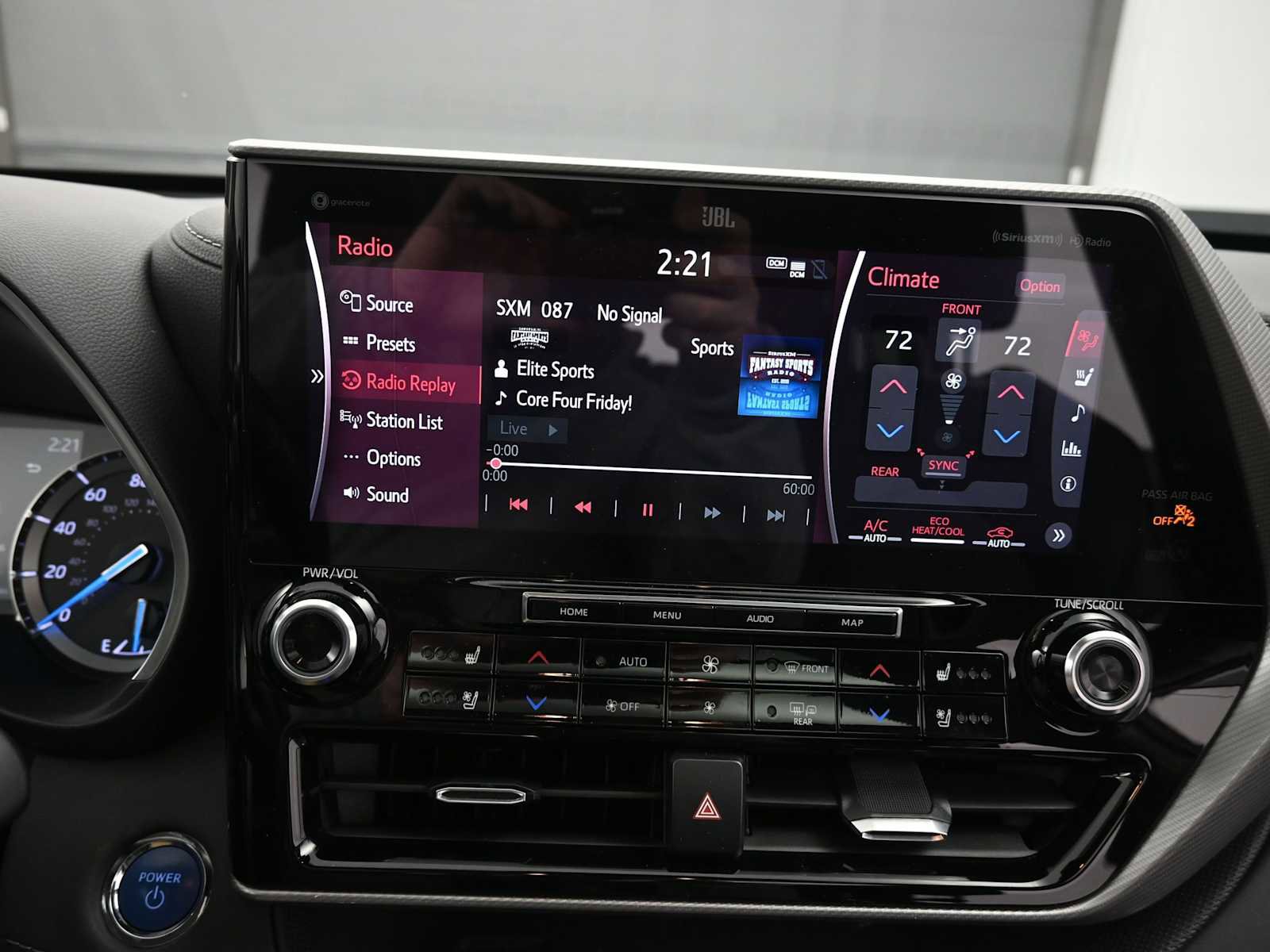 Used 2022 Toyota Highlander Platinum image 15