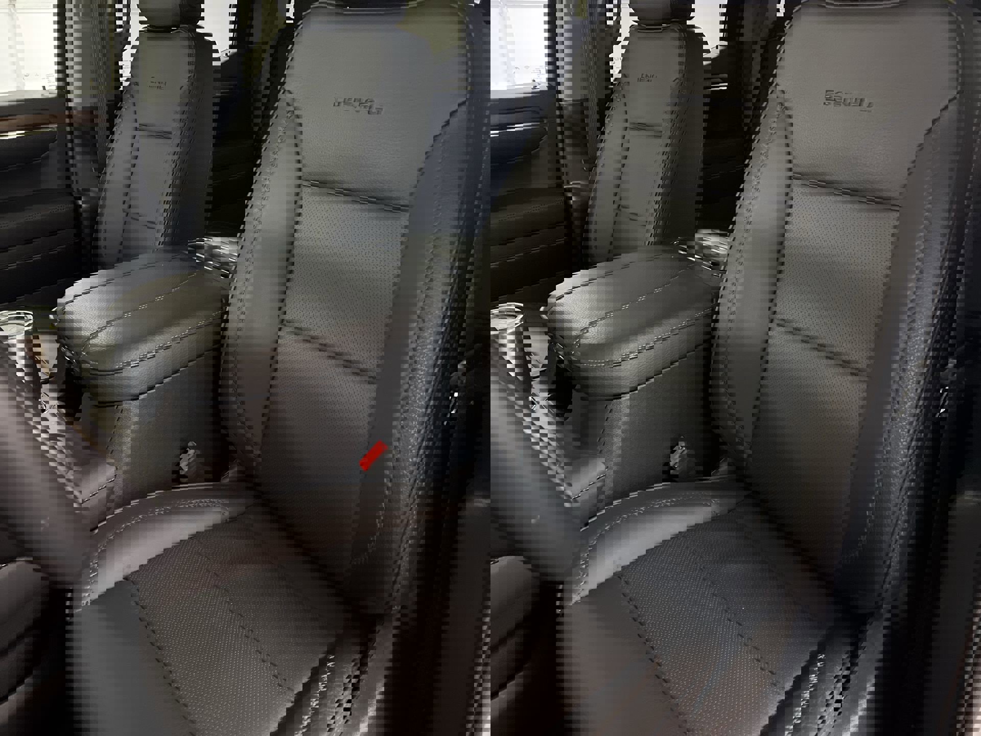 Certified 2024 GMC Sierra 1500 Denali image 76