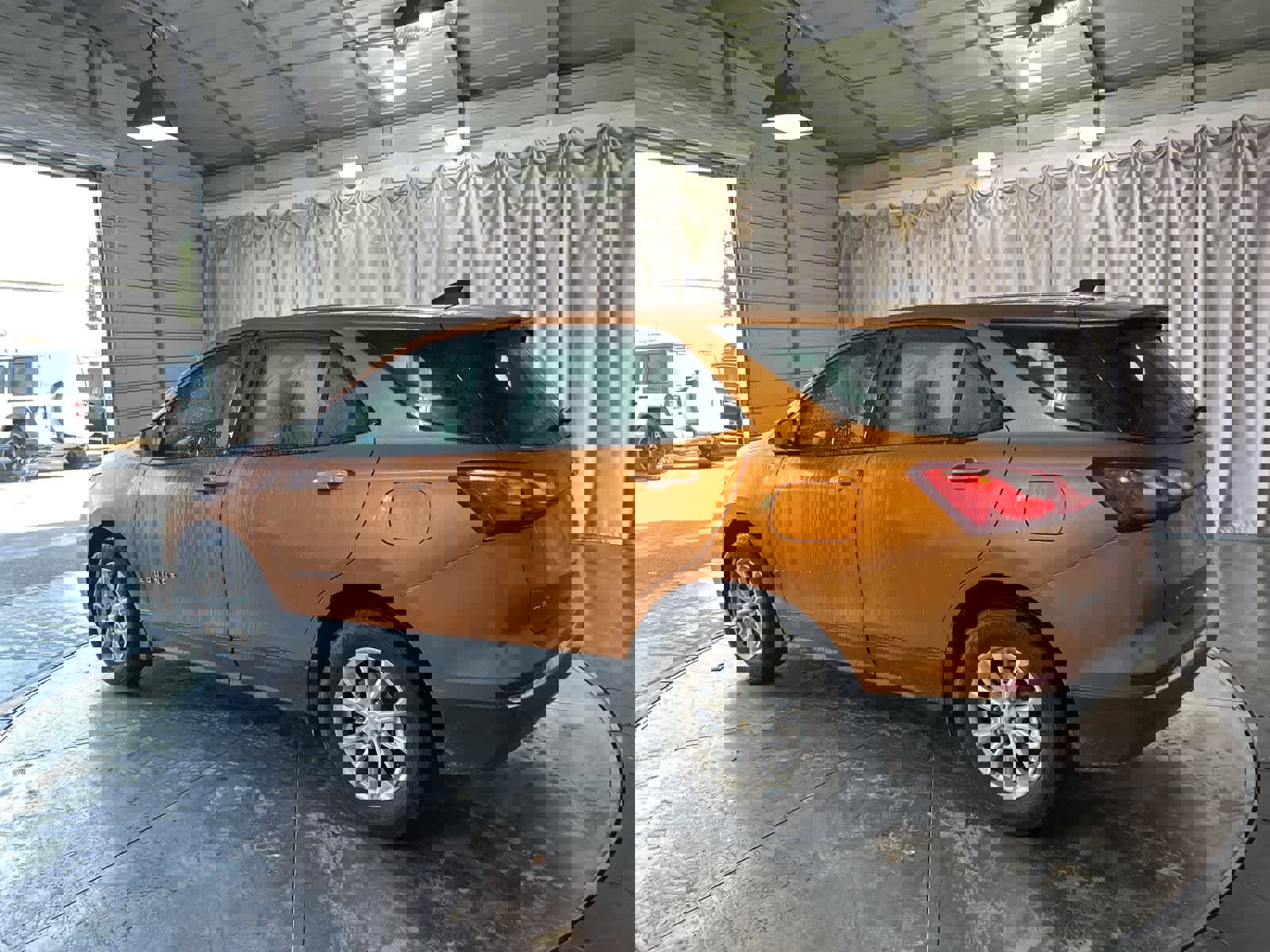 Used 2018 Chevrolet Equinox LS image 14