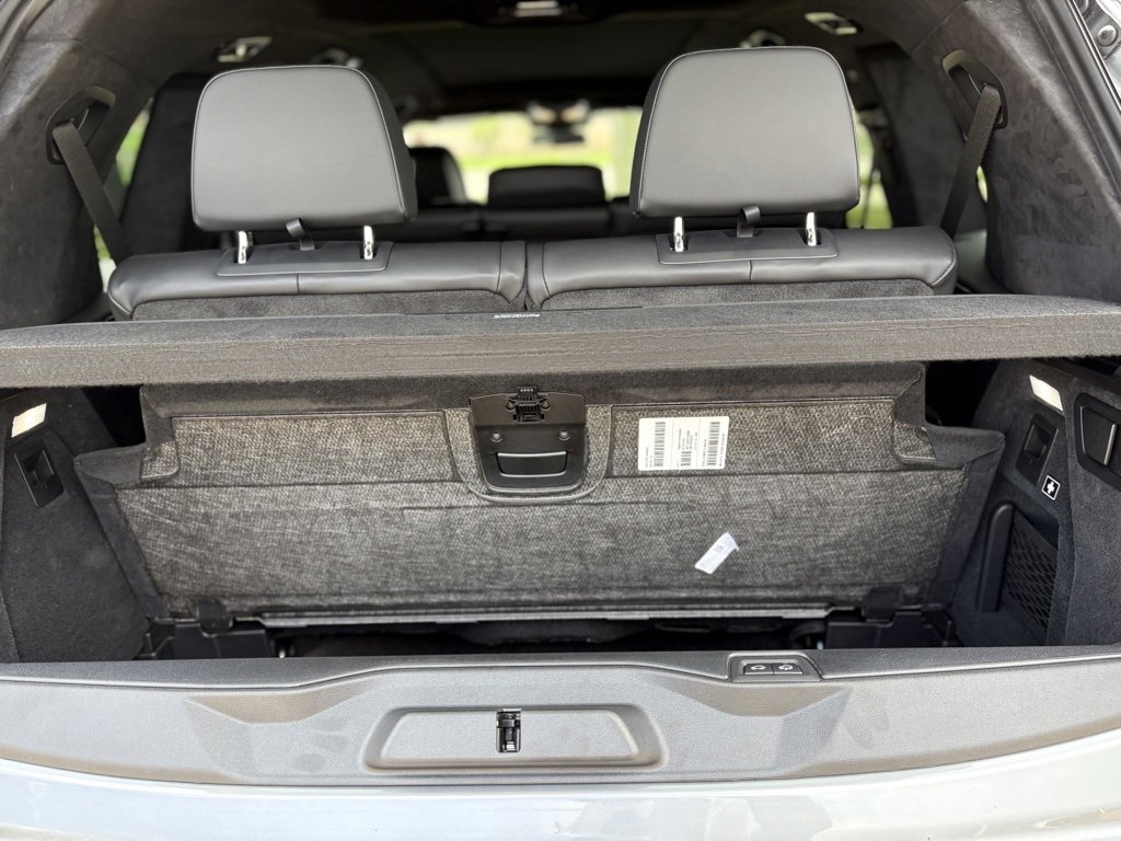 Used 2026 BMW X7 xDrive40i w/ M Sport Package image 29