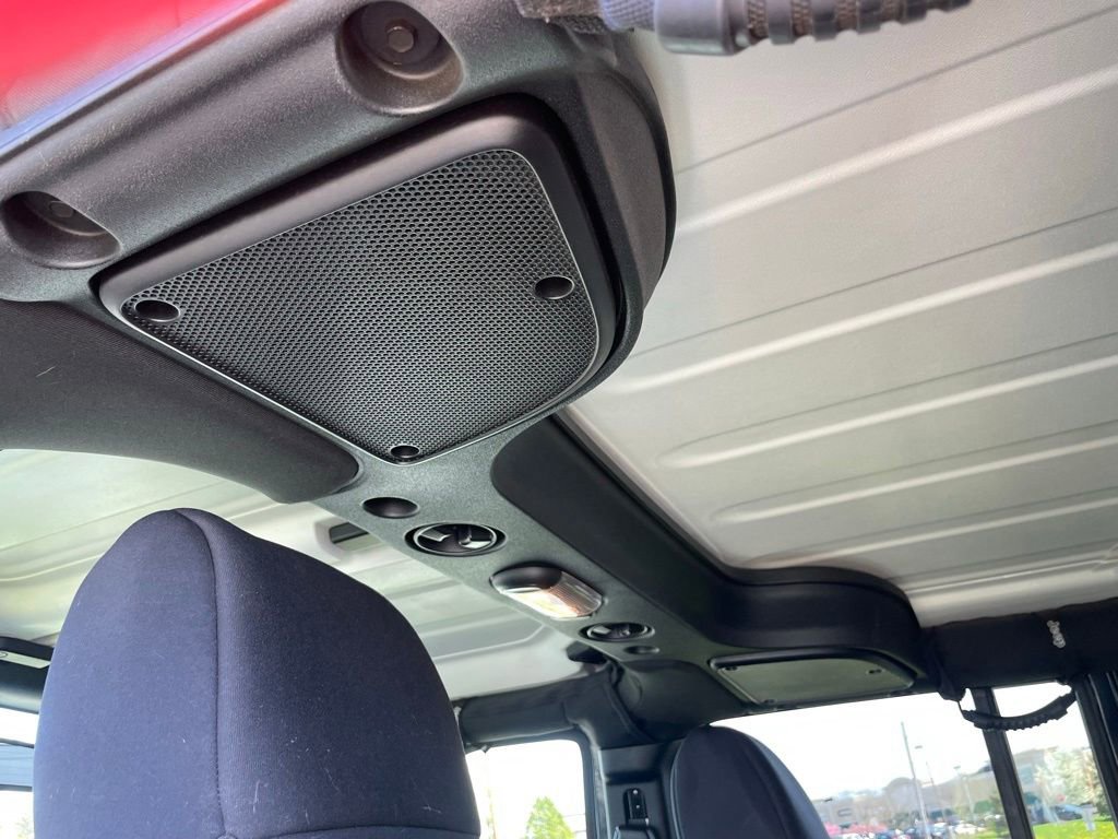 Used 2017 Jeep Wrangler Unlimited Sport AWD/4WD image 9