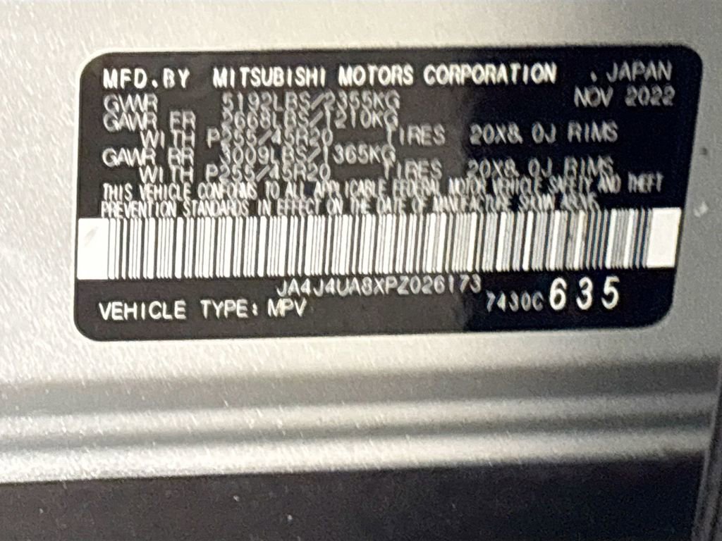 Used 2023 Mitsubishi Outlander SE image 25