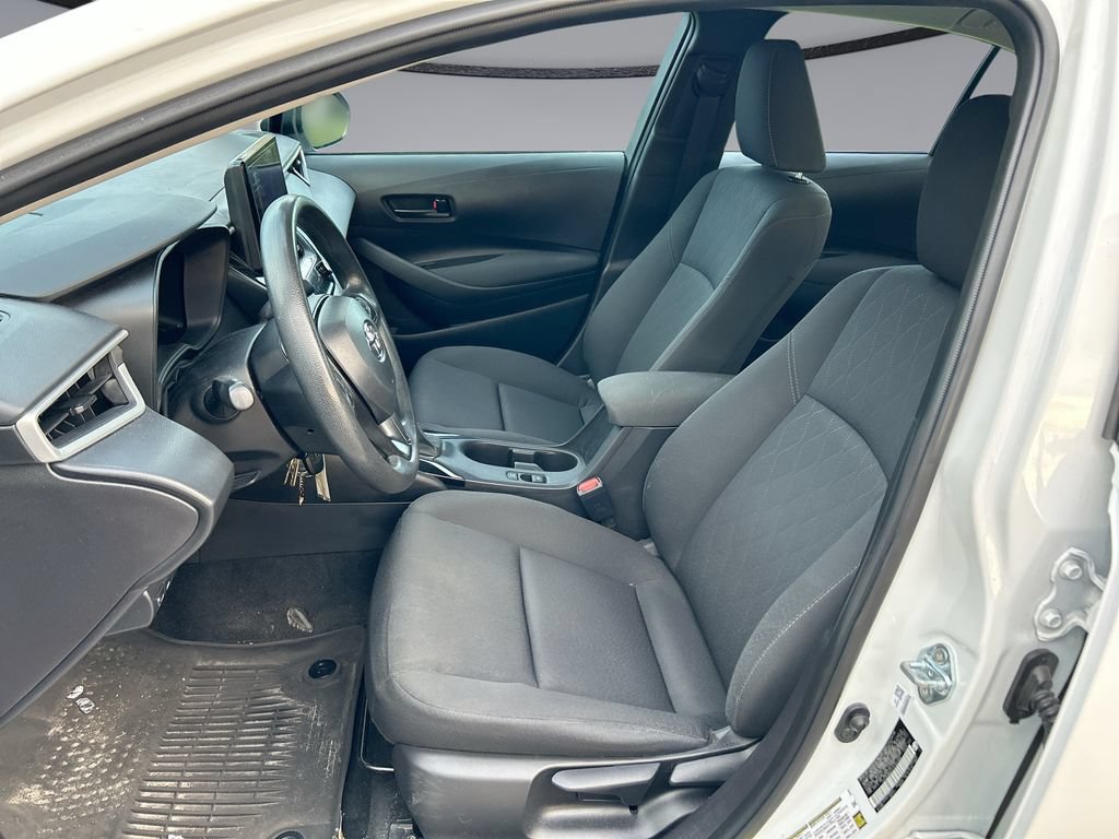 Used 2026 Toyota Corolla LE FWD image 11