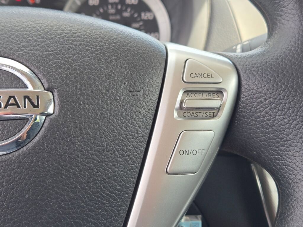 Used 2014 Nissan Sentra SR FWD image 25