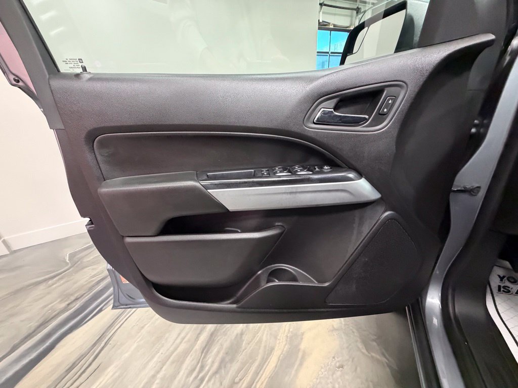 Used 2018 Chevrolet Colorado LT w/ LT Convenience Package AWD/4WD image 55