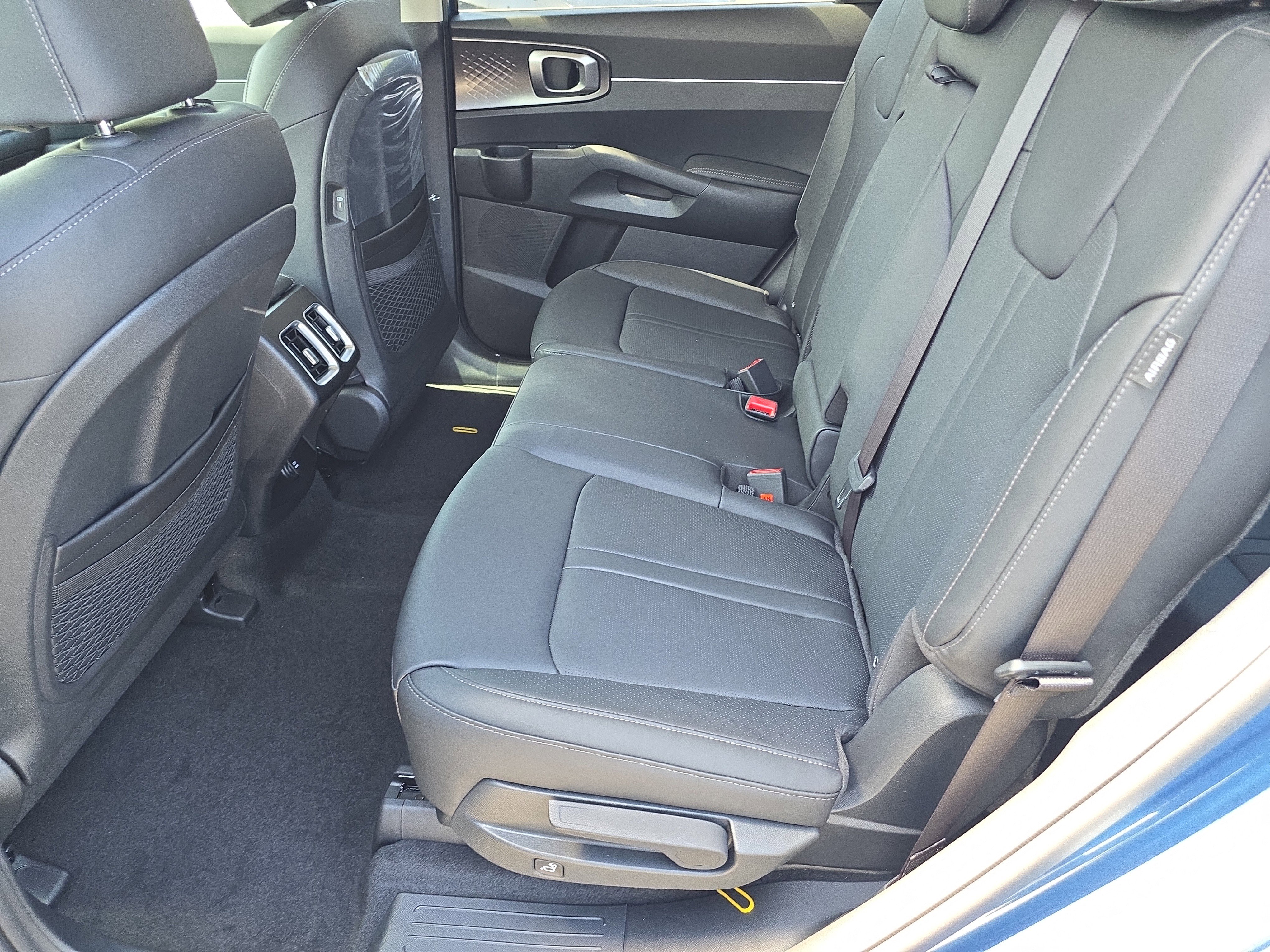 New 2026 Kia Sorento EX AWD/4WD image 17