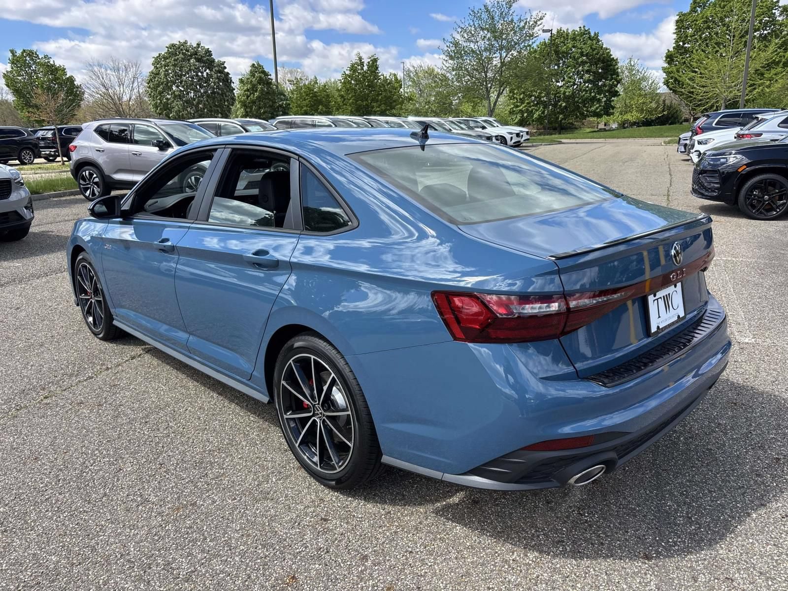 New 2026 Volkswagen Jetta GLI Autobahn FWD image 7