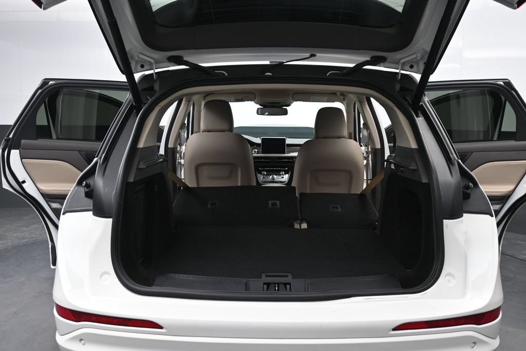 Used 2021 Lincoln Corsair AWD image 24