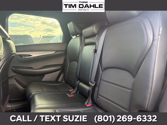 Used 2021 INFINITI QX50 Luxe w/ Appearance Package AWD/4WD image 15