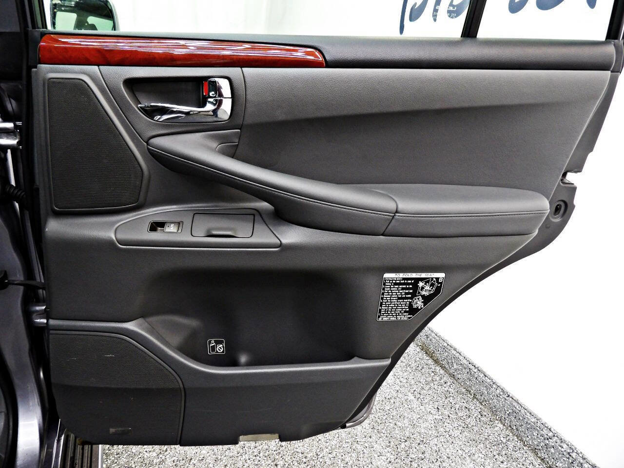 Used 2008 Lexus LX 570 4WD image 14